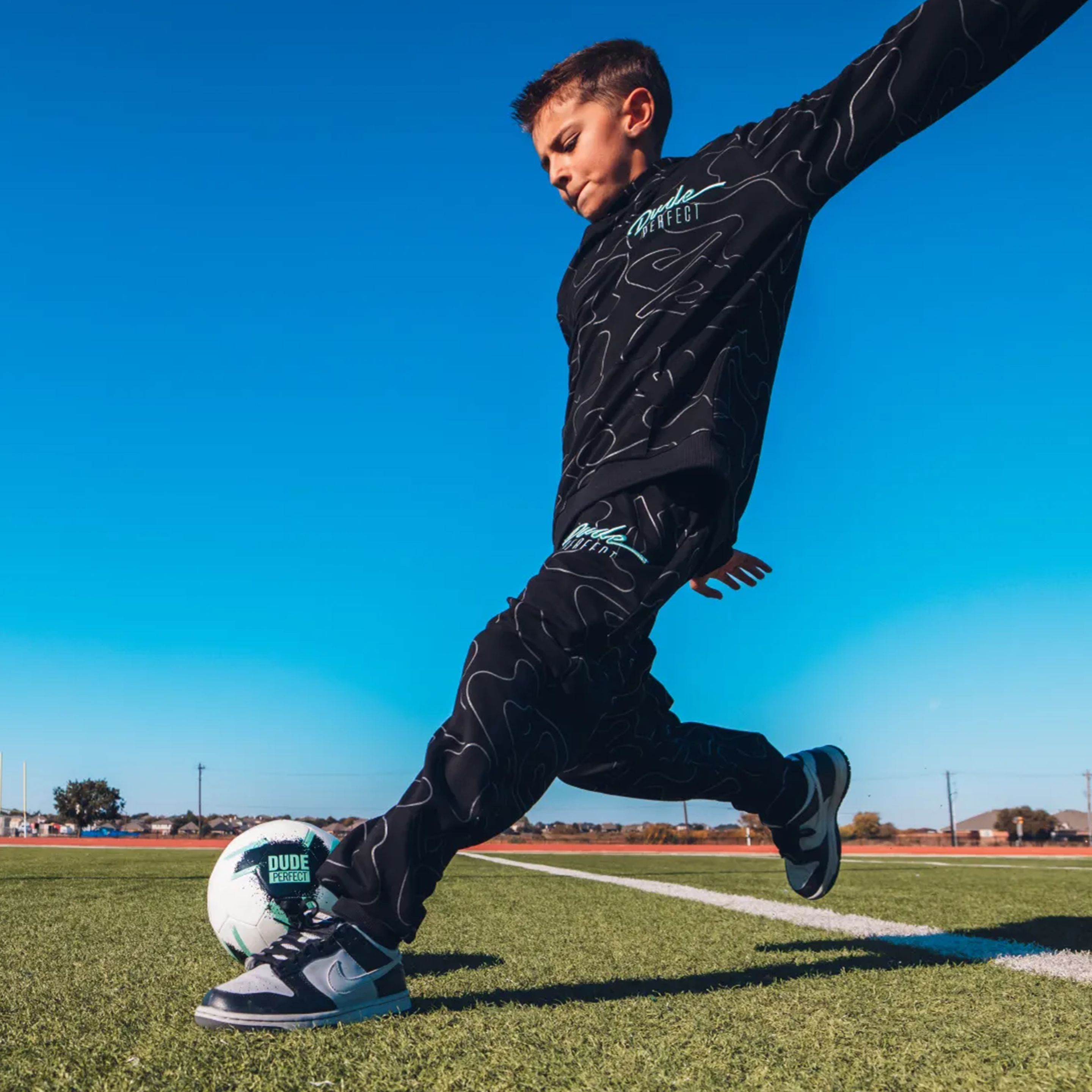 THE PERFECT PLAY
COLLECTION